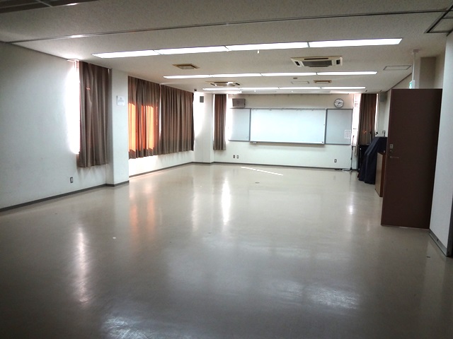 藤の木公民館研修室の写真