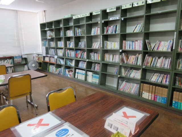 古田公民館図書室の写真
