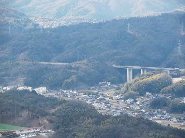 釈迦ケ岳から石内方面を撮影