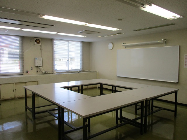 五日市公民館第1実習室の写真