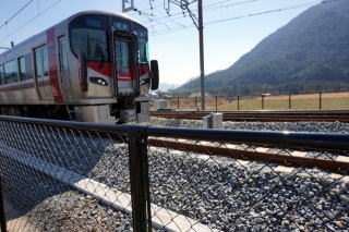 写真　列車通過
