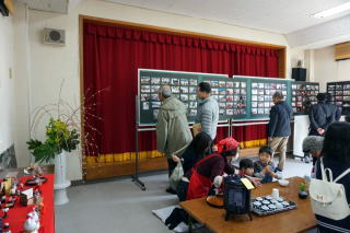 写真　集会所展示物